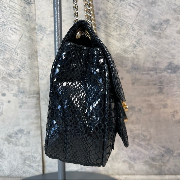 Michael Kors SLOAN LEATHER HANDBAG - Picture 3 of 14